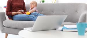 Étudiants : Et si vous deveniez baby-sitter pour arrondir vos fins de mois ?